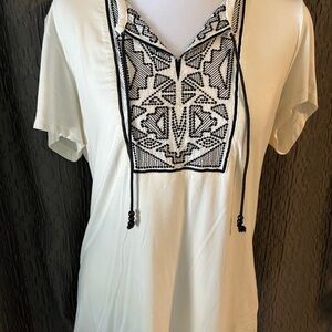 Democracy Ivory Top with Black Geometric Design